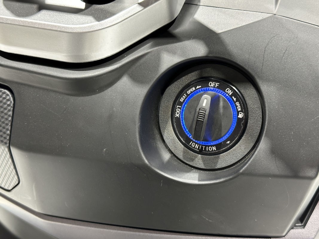 Wottan Sixteen 125: lo scooter spagnolo con ruota da 16" che sfida il traffico urbano